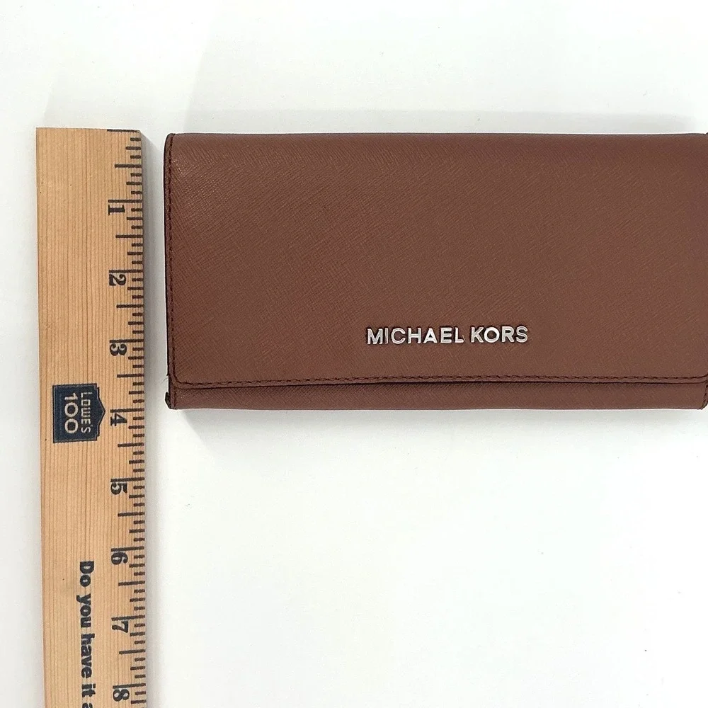 Michael Kors Saffiano Leather Flap Wallet Brown‎ Minimalist Classic Neutral
